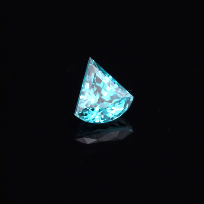 Vibrant Blue Zircon · 2.65 ct