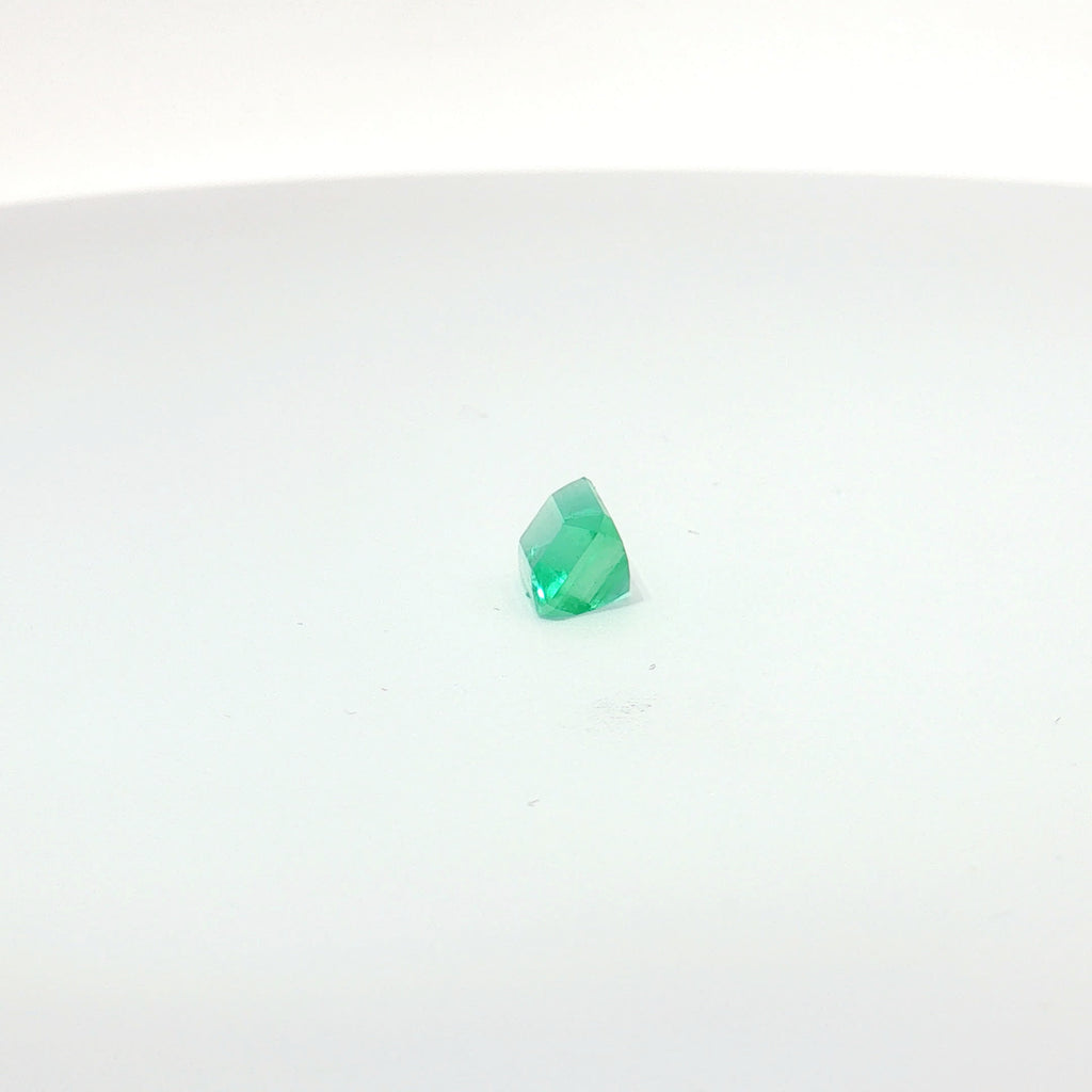 Vivid Green Emerald