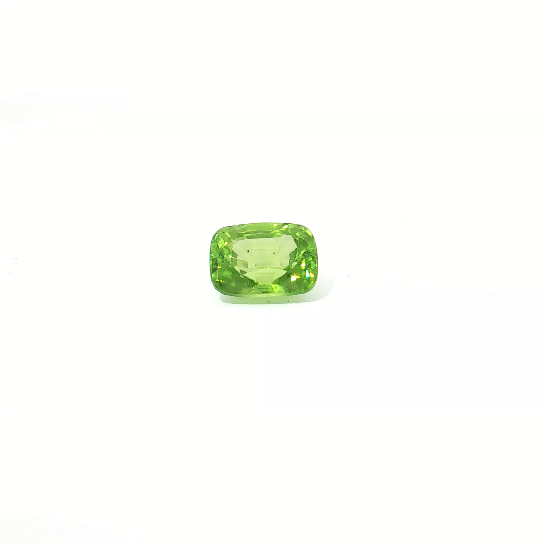 Vivid Green Peridot