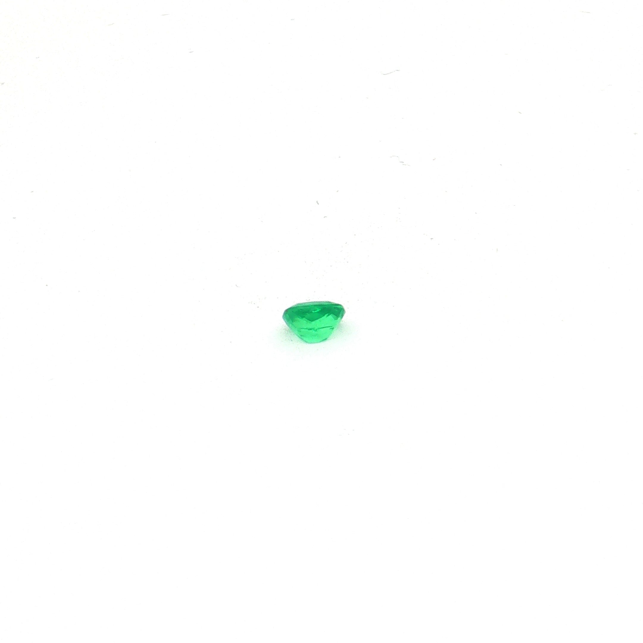 Green Sodalite, 0.46 ct — view 3