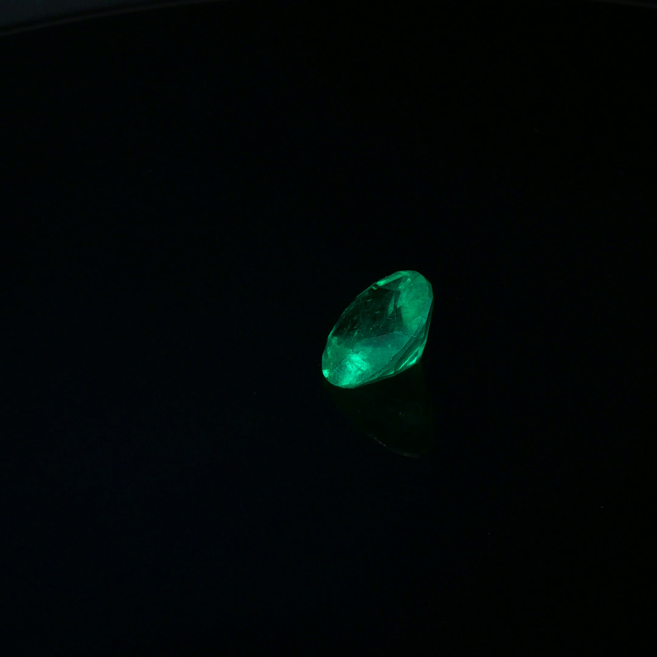 Colombian Vivid Green Emerald · 4.62 ct