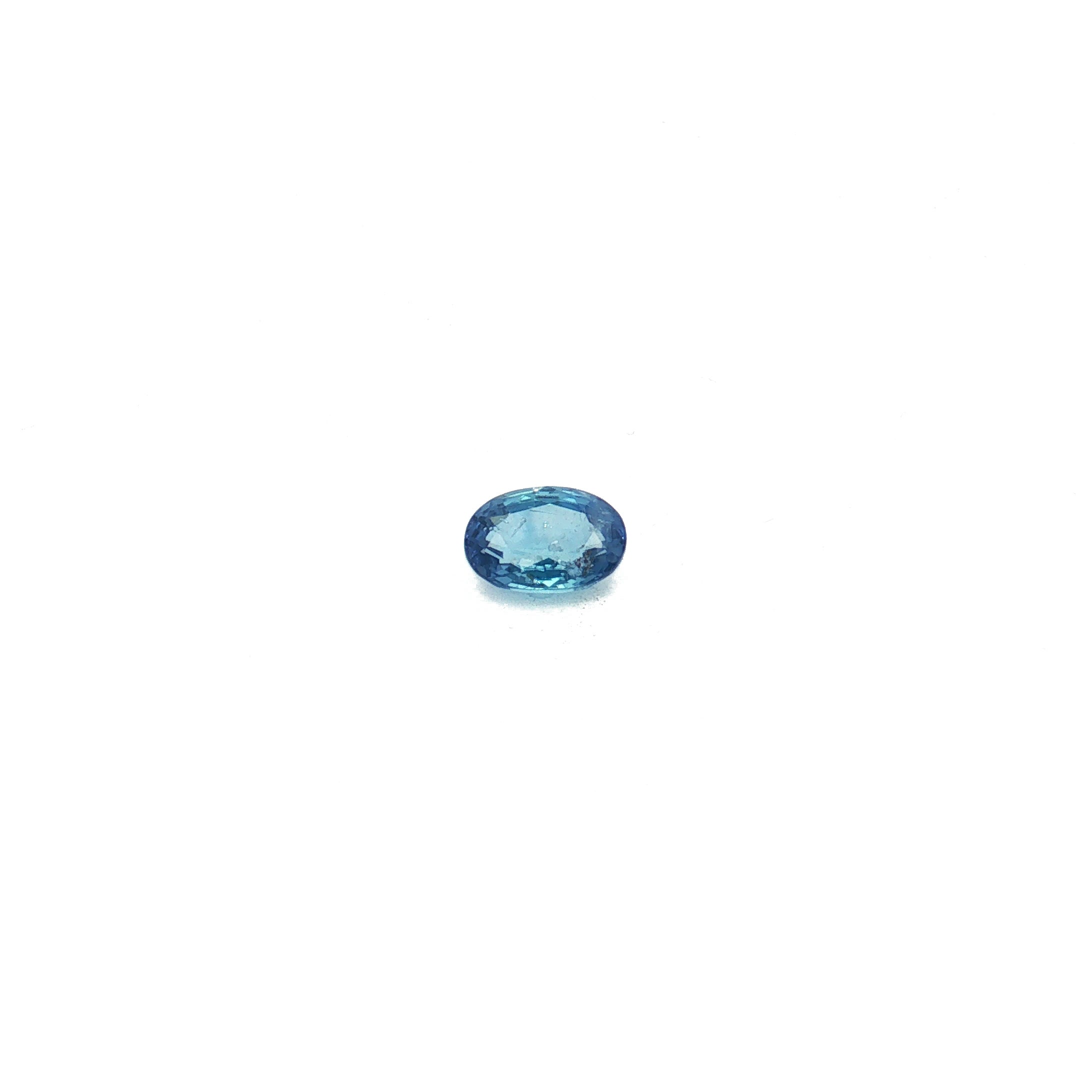 Blue Ceylon Sapphire, 2.05 ct, Oval · Faceted