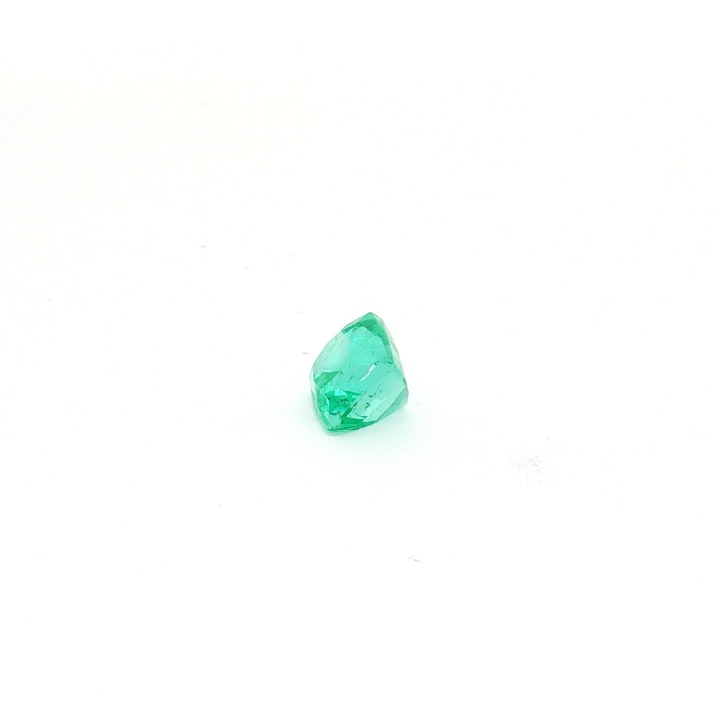 Vivid Green Emerald