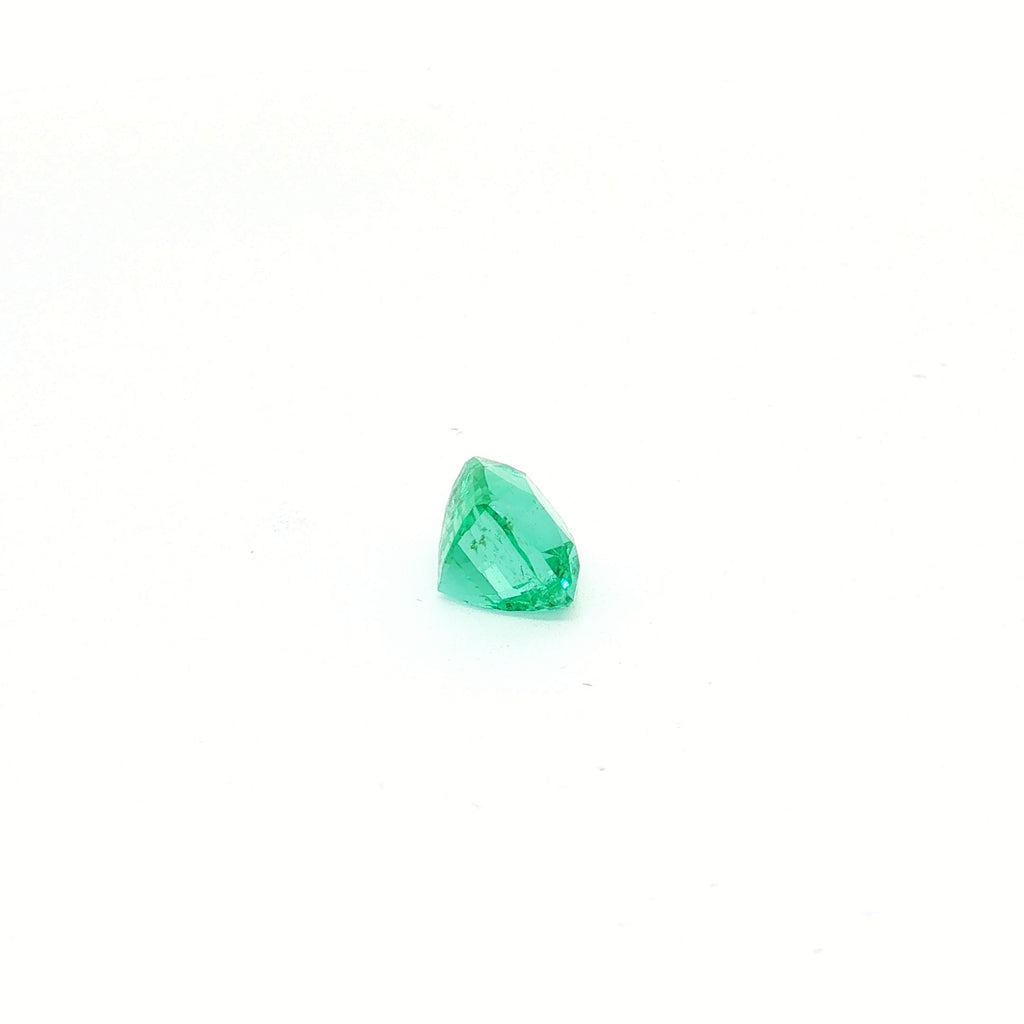 Vivid Green Emerald