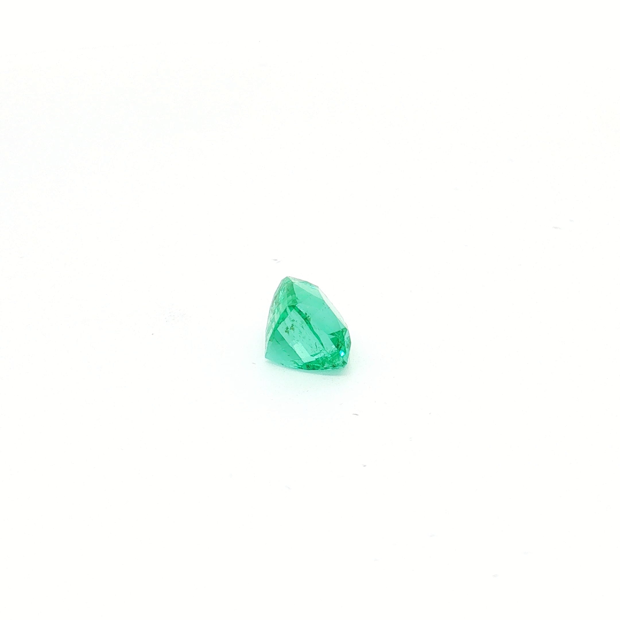Vivid Green Emerald