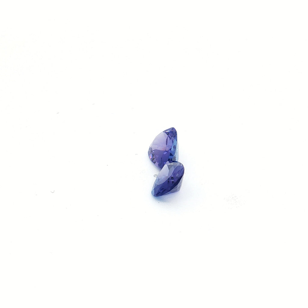 Violet-Blue Tanzanite Pair