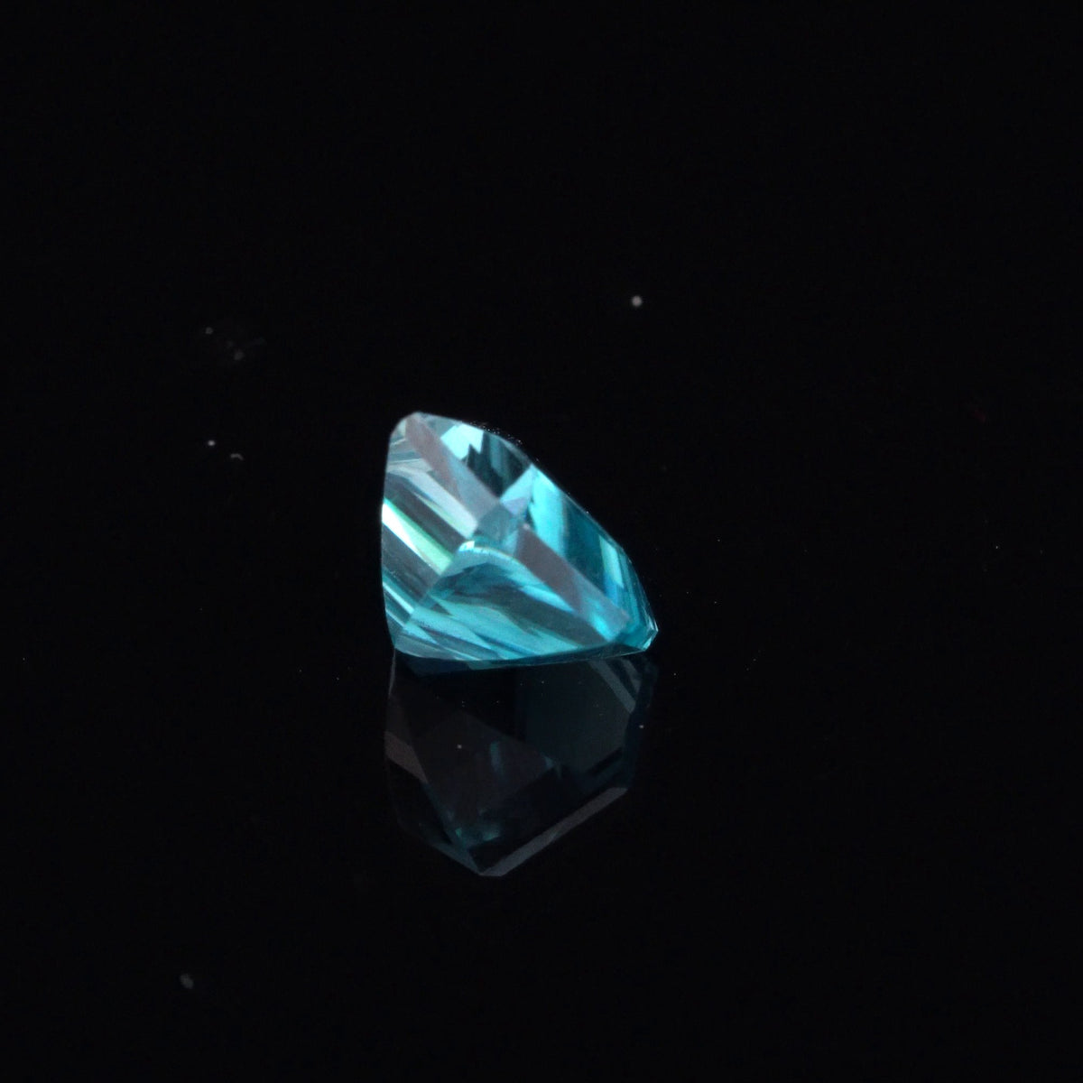 Electric Blue Zircon · 2.66 ct
