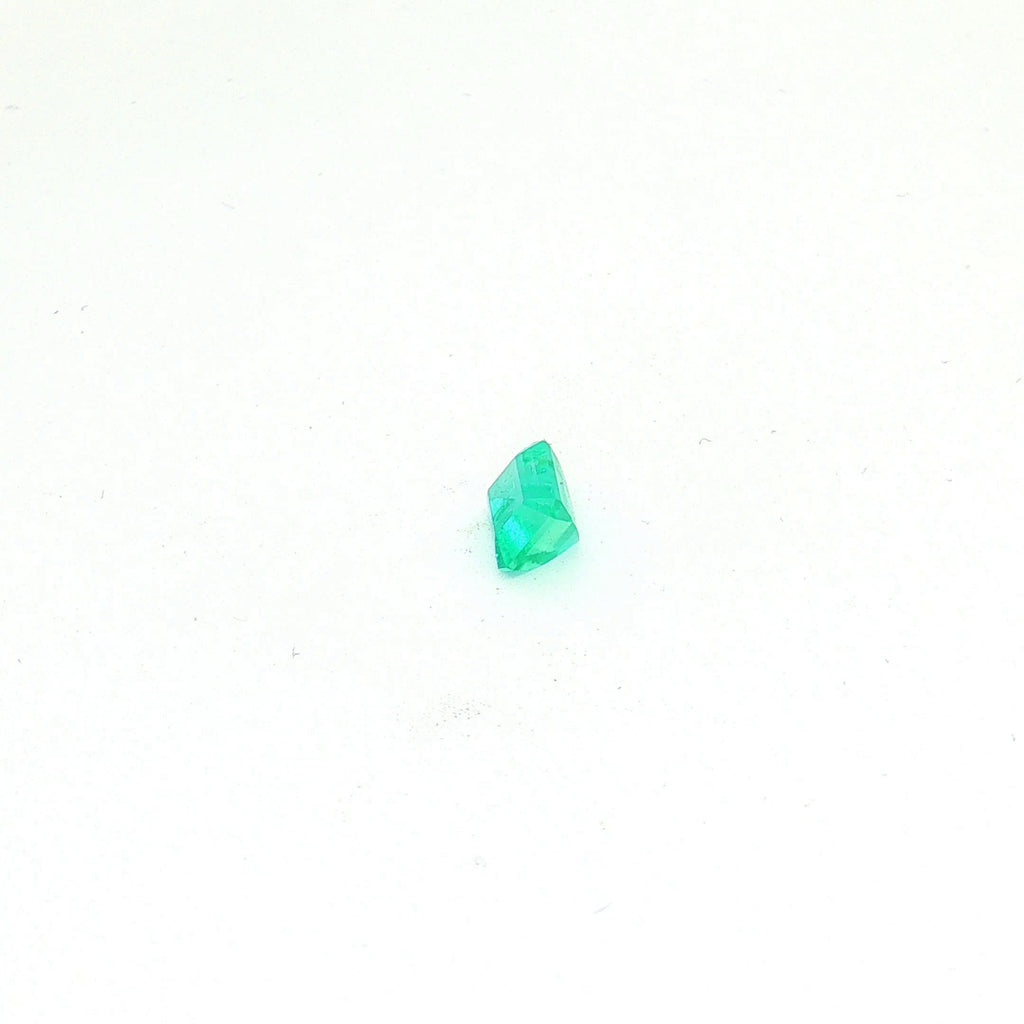 Russian Emerald, 1.05 ct — view 2