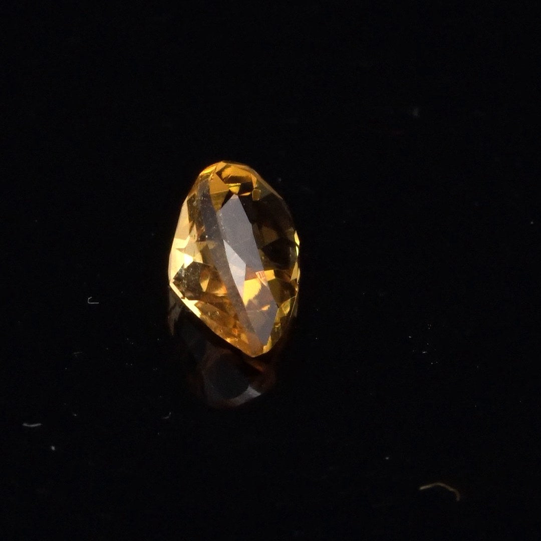 Yellow Heliodor · 0.69 ct
