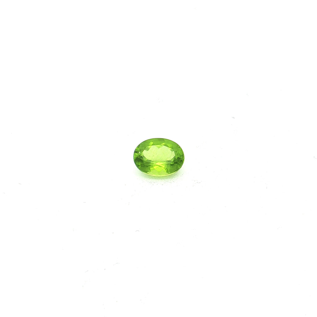 Oval Yellowish Green Peridot UN-0296