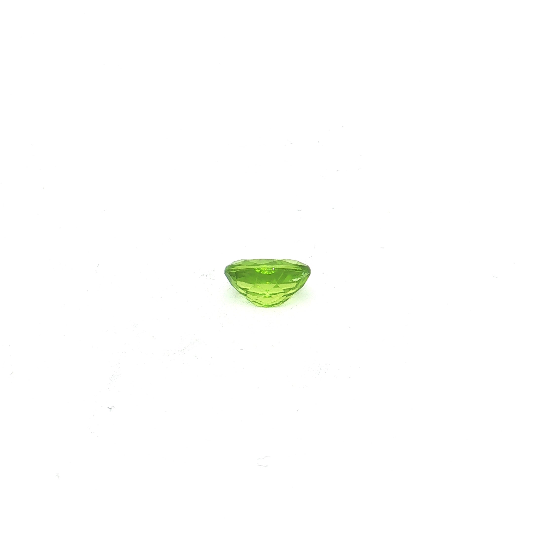 Oval Yellowish Green Peridot UN-0296