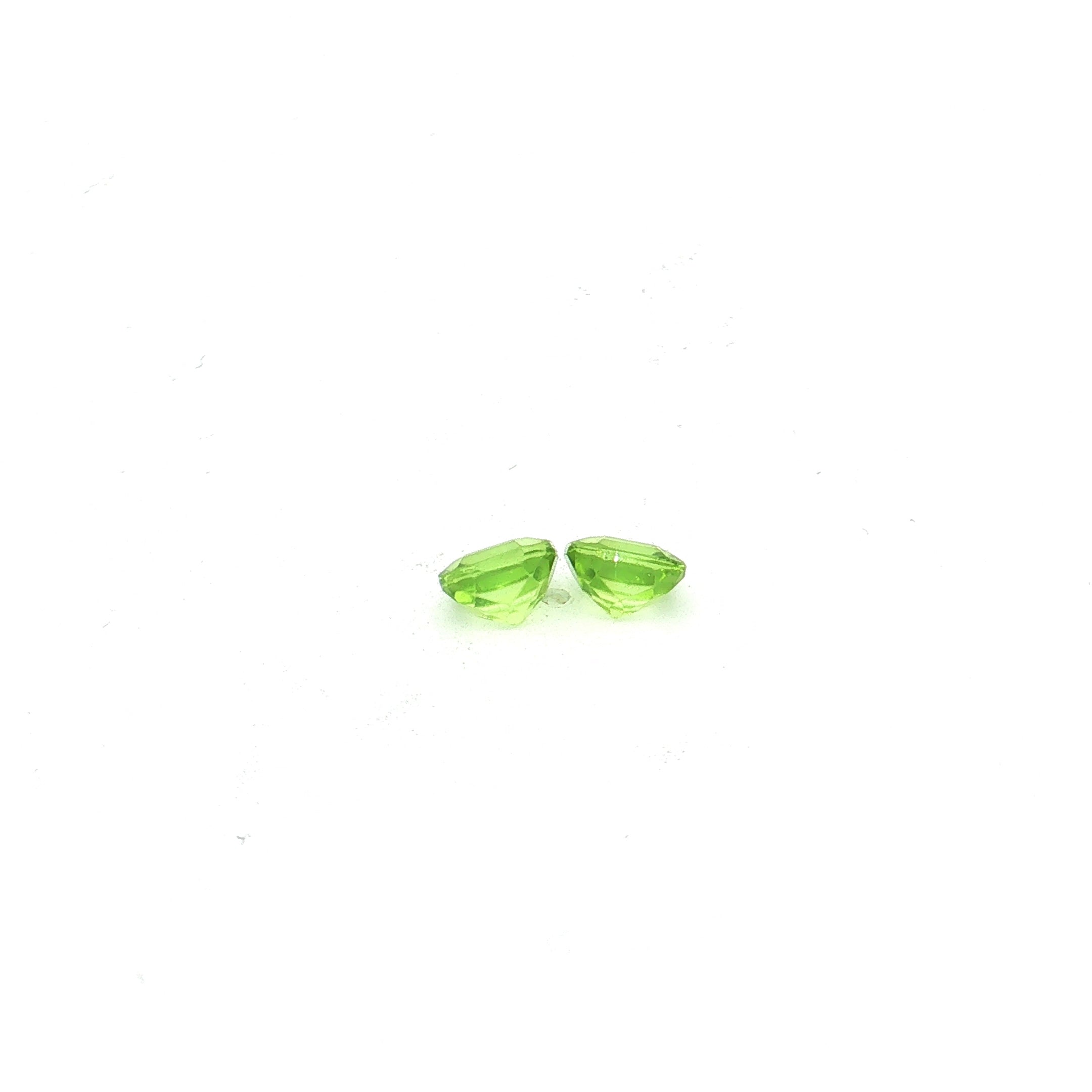 Yellowish Green Peridot Pair UN-0303