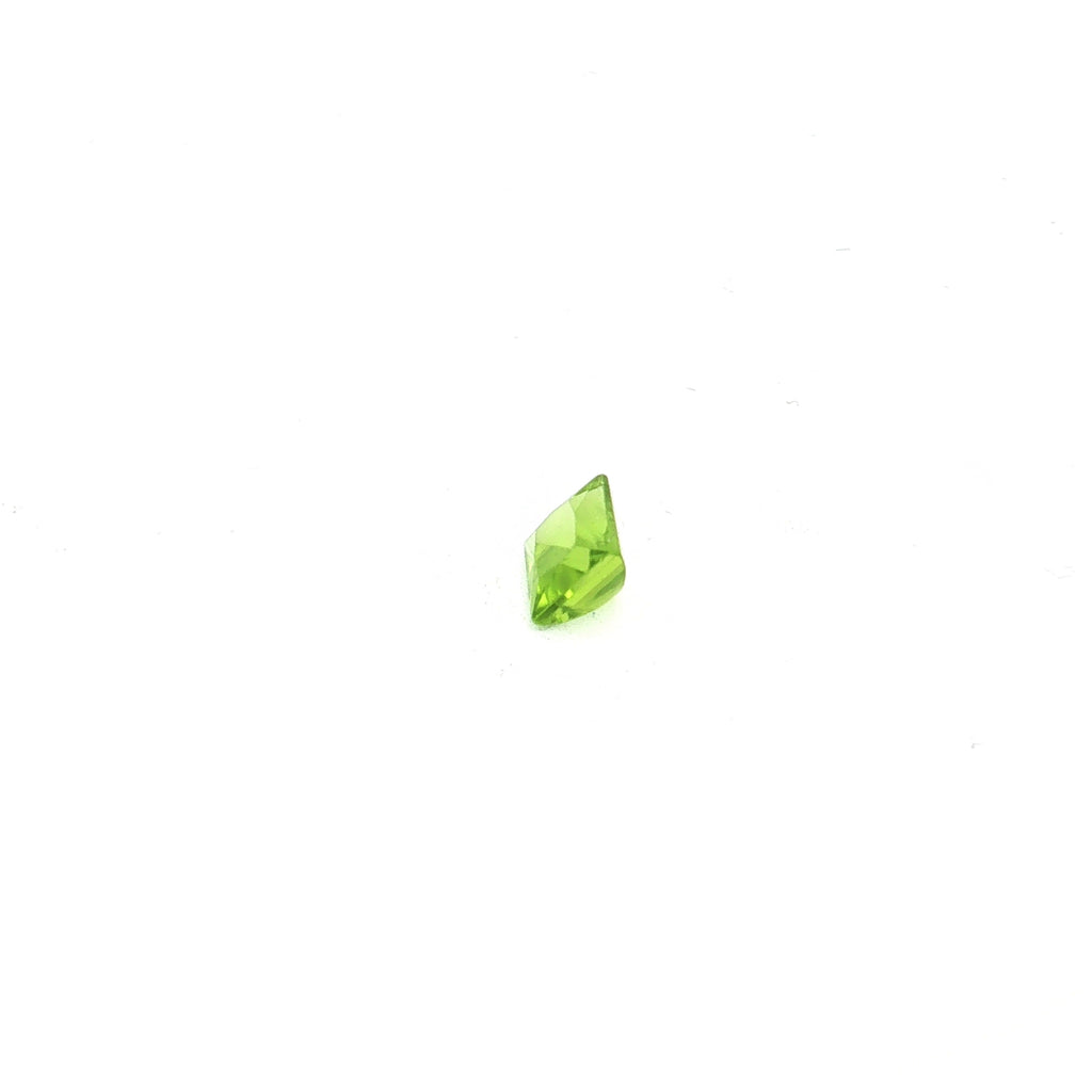 Emerald-Cut Yellowish Green Peridot UN-0305