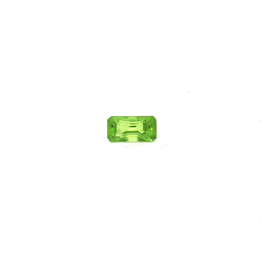 Emerald-Cut Yellowish Green Peridot UN-0309