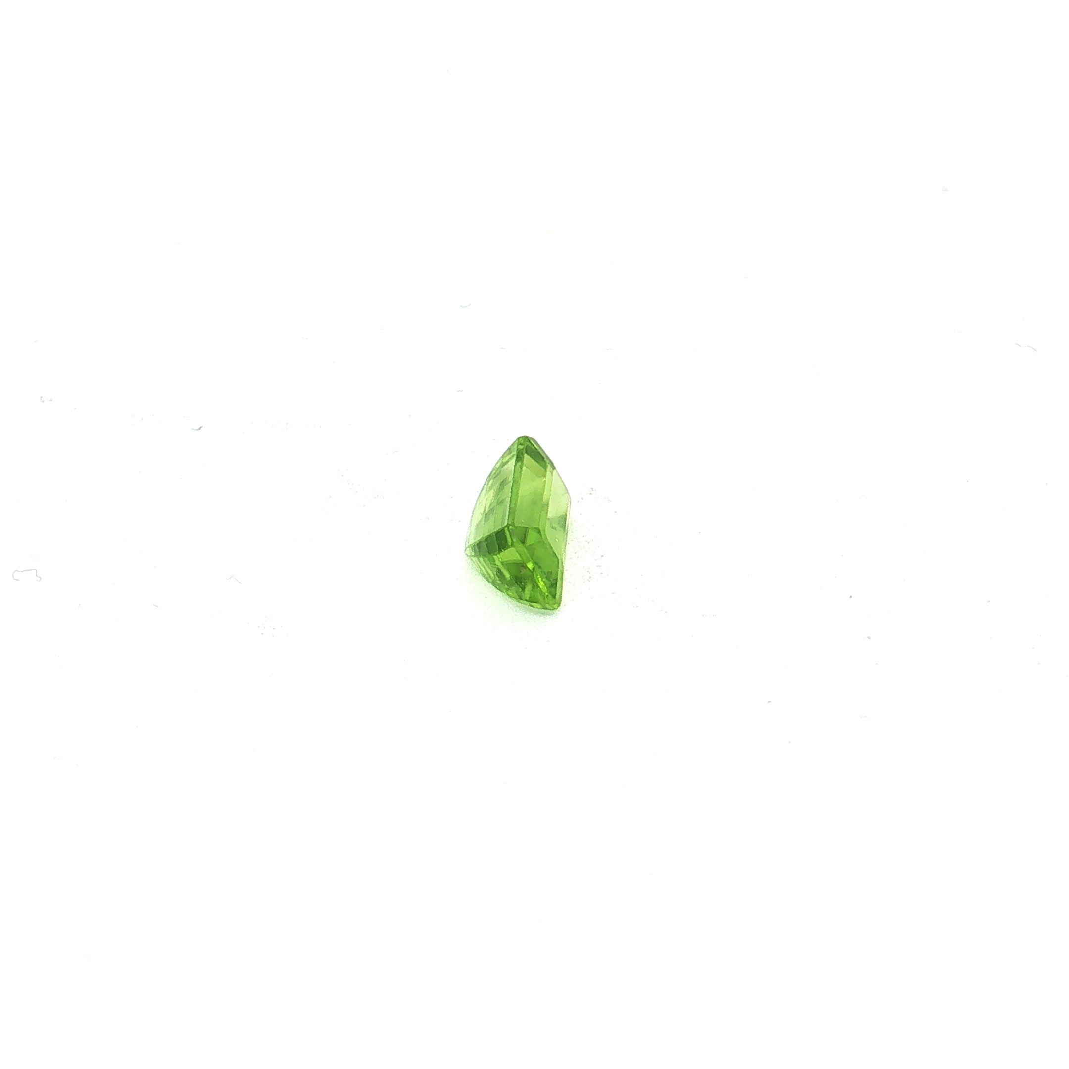 Emerald-Cut Yellowish Green Peridot UN-0309