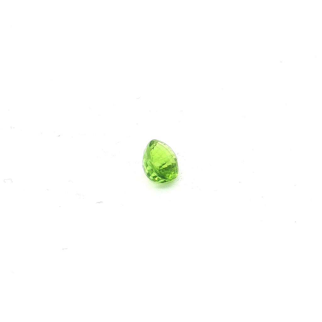 Oval Yellowish Green Peridot UN-0310