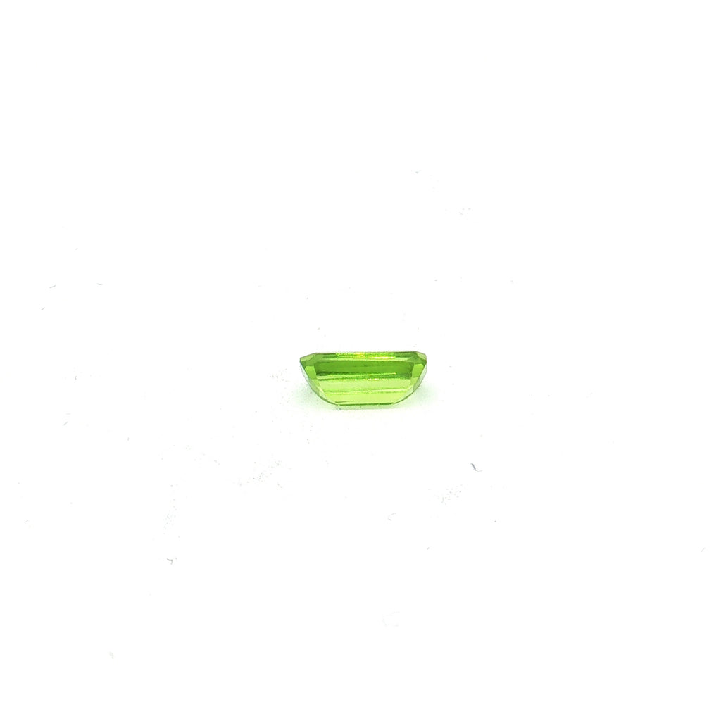Emerald-Cut Yellowish Green Peridot UN-0312