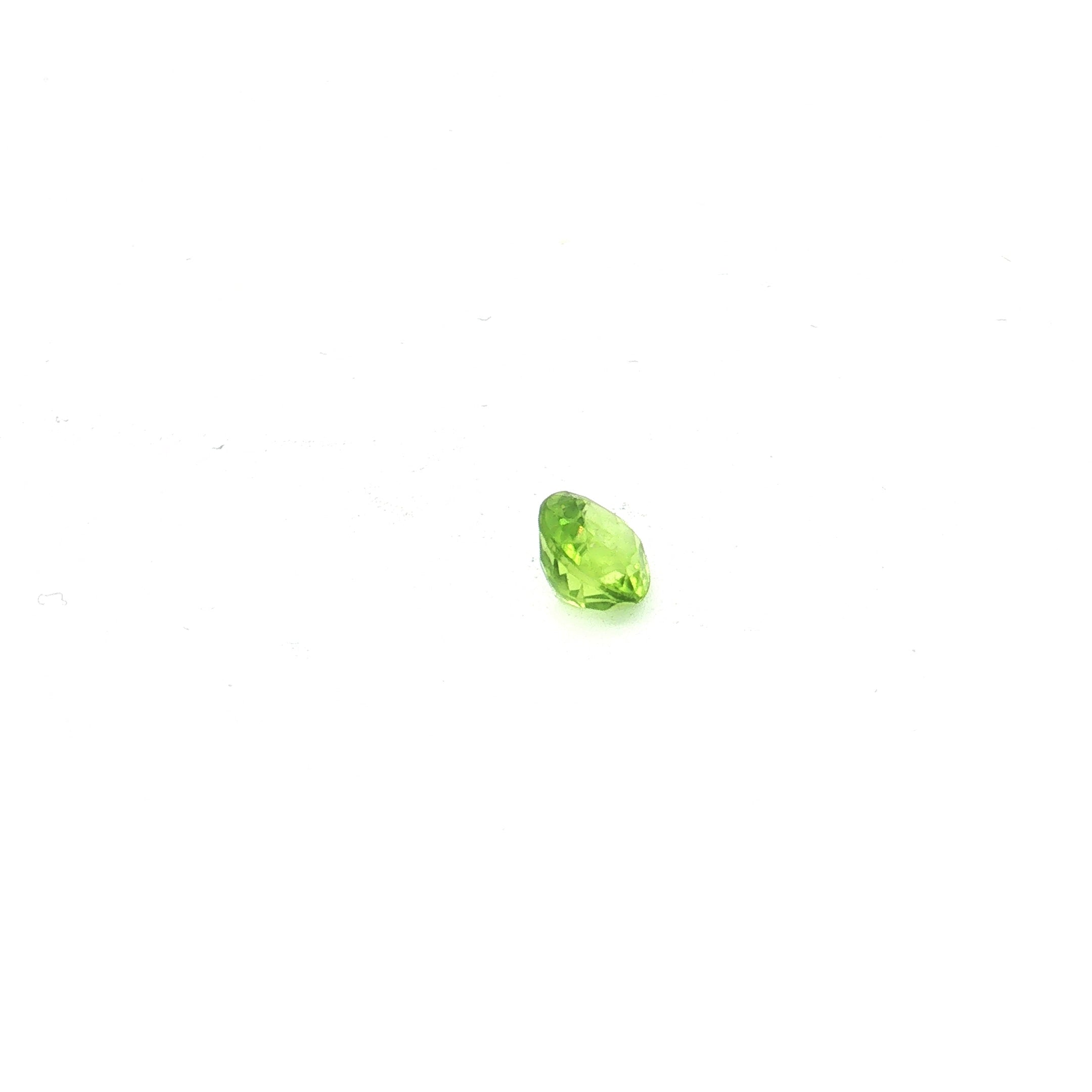 Cushion Yellowish Green Peridot UN-0315