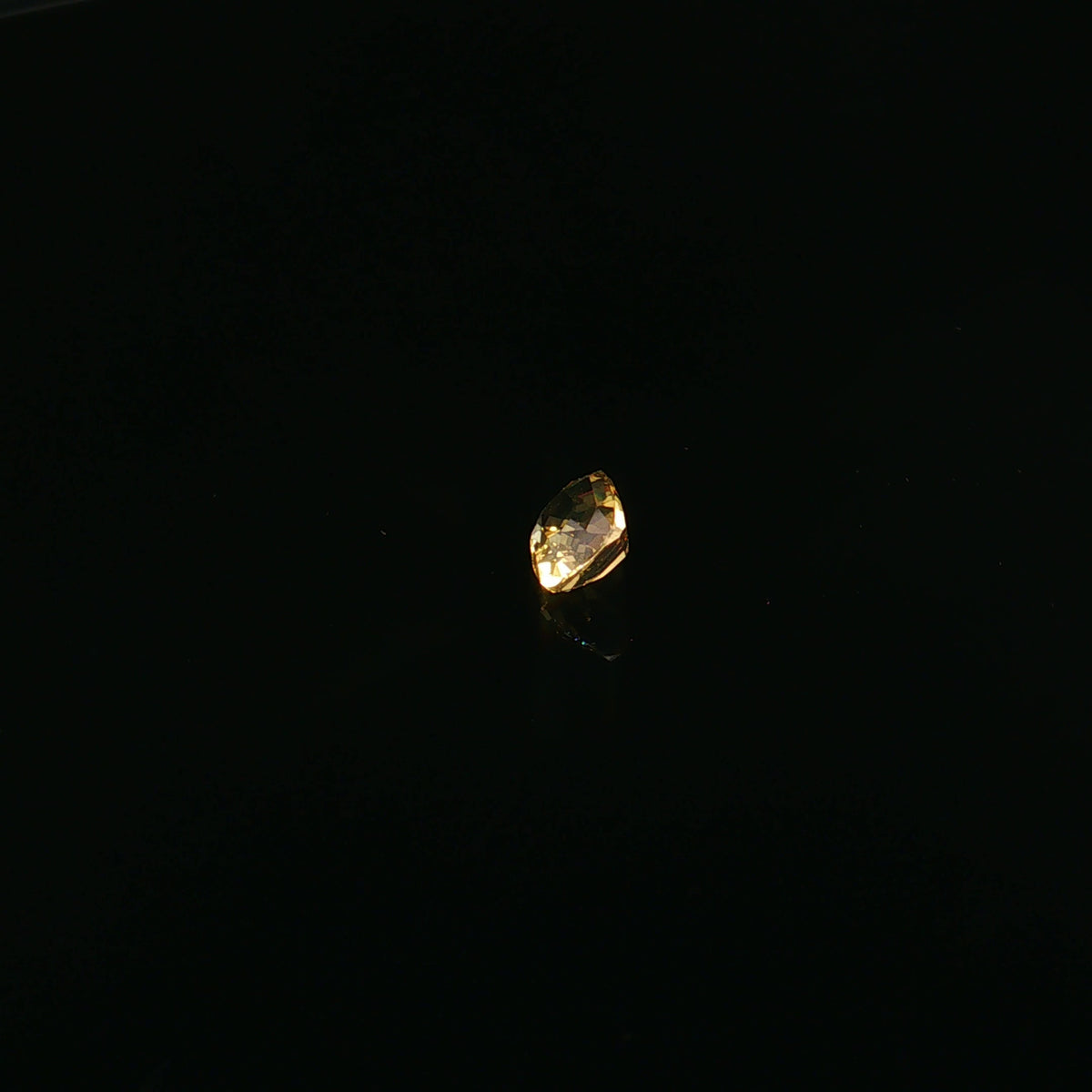 Colour-Change Alexandrite, 1.63 ct — view 2