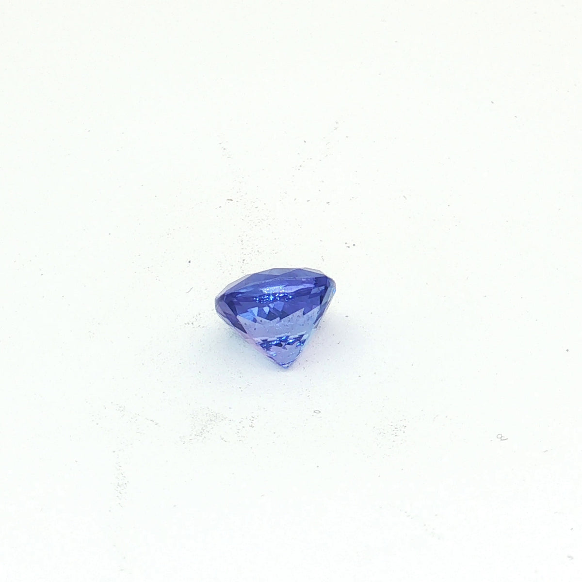 Violetish Blue Tanzanite, 4.38 ct — view 3