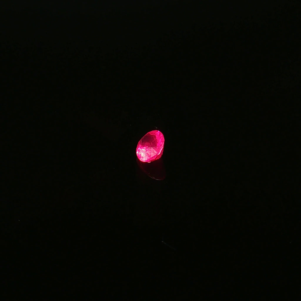 Mahenge Vibrant Pink Spinel, 0.51 ct — view 2