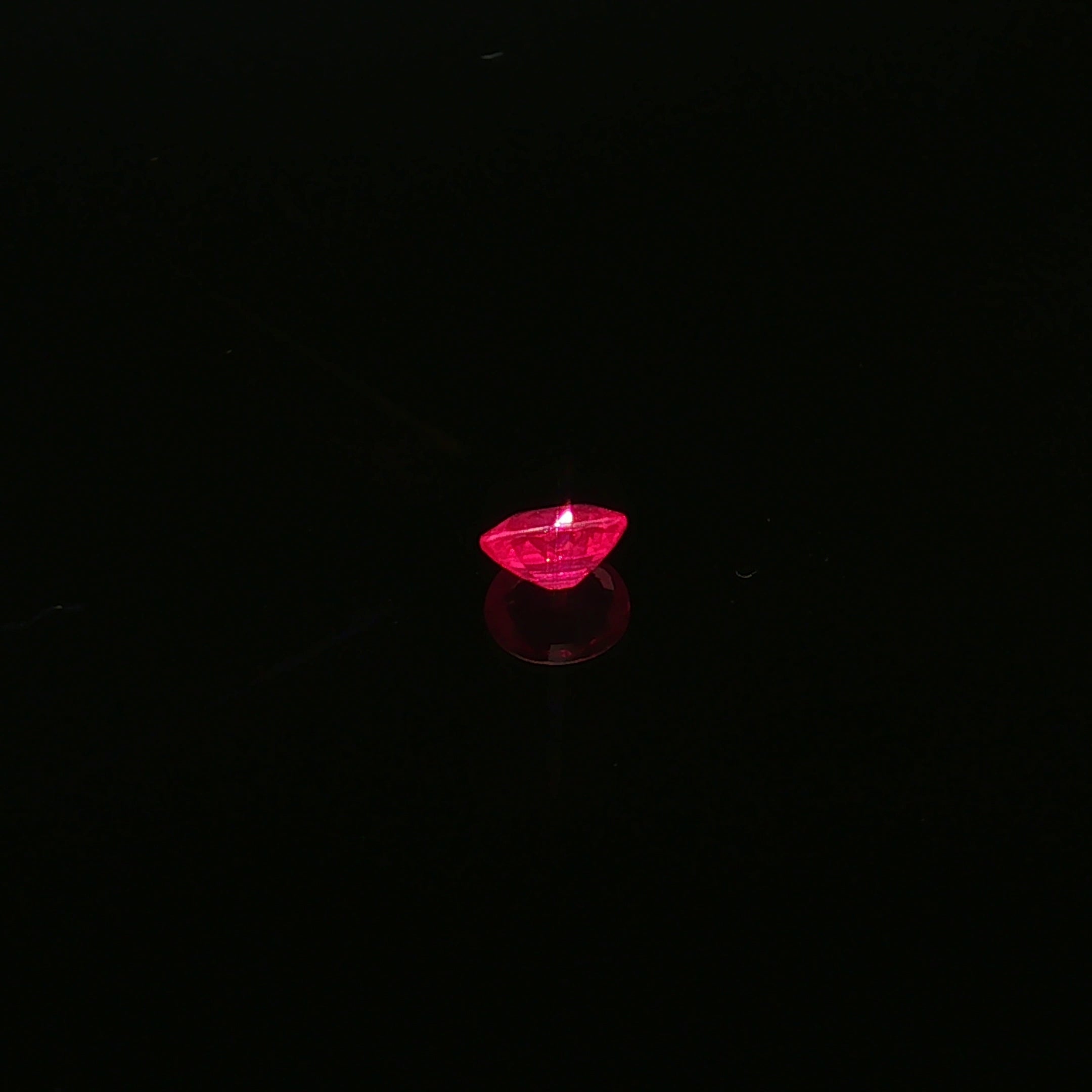 Mahenge Vibrant Pink Spinel, 0.51 ct — view 3