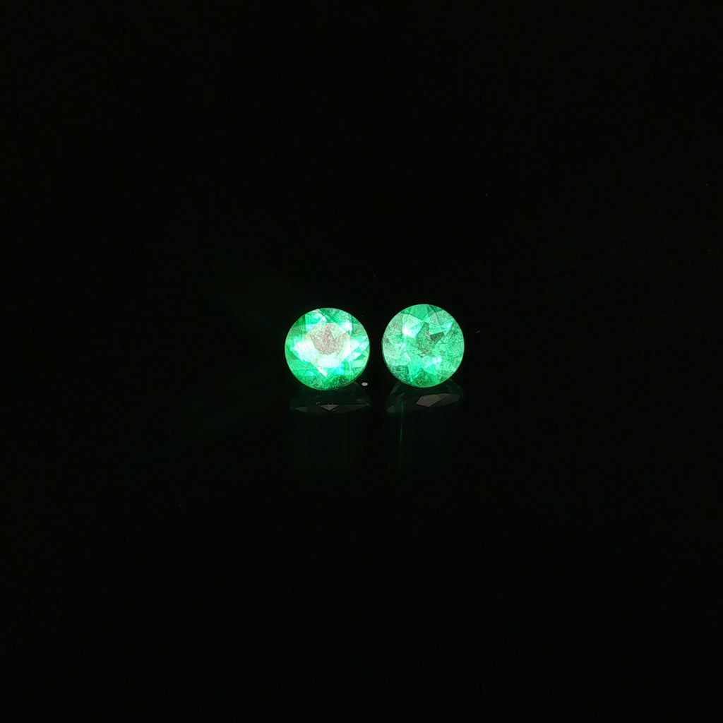 Colombian Emerald Pair, 1.8 ct, Round · Brilliant / Fancy