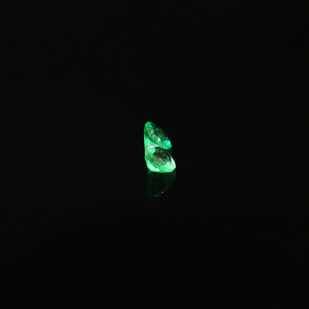 Colombian Emerald Pair, 1.8 ct — view 4