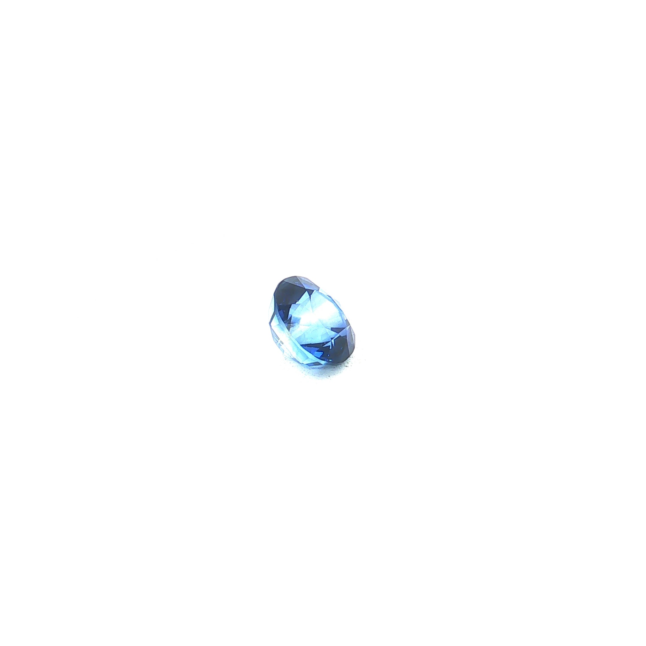 Blue Round Sapphire — view 4