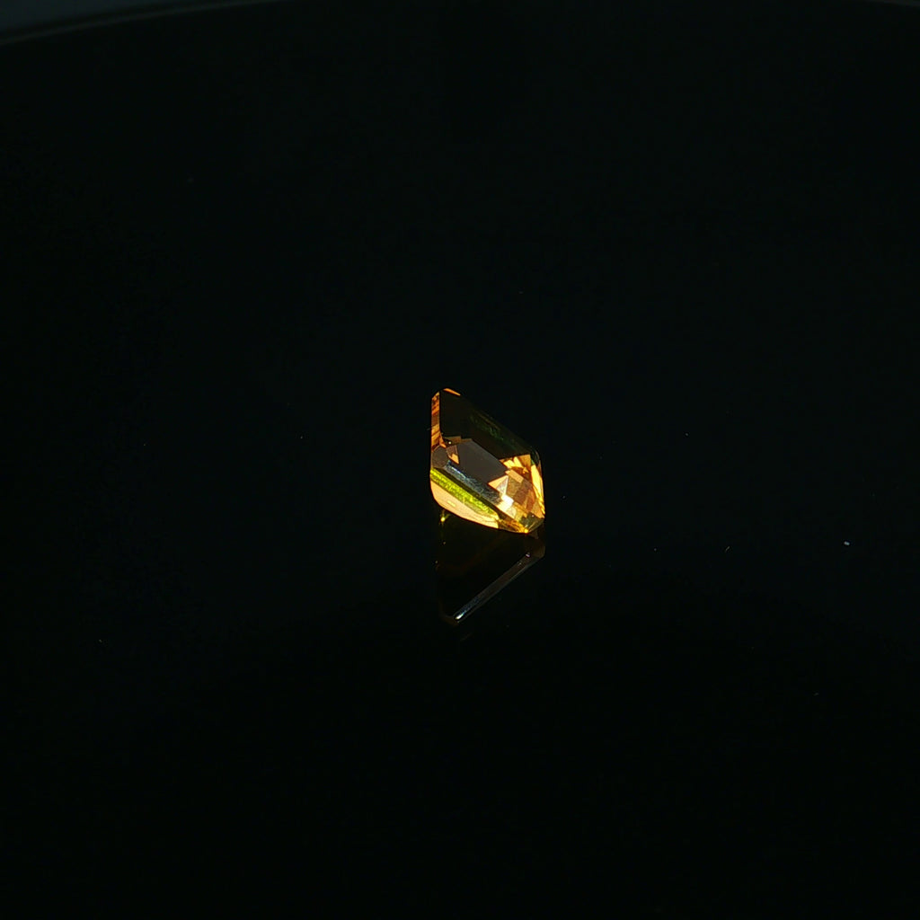 Square-Cut Golden Citrine, 2.29 ct — view 4
