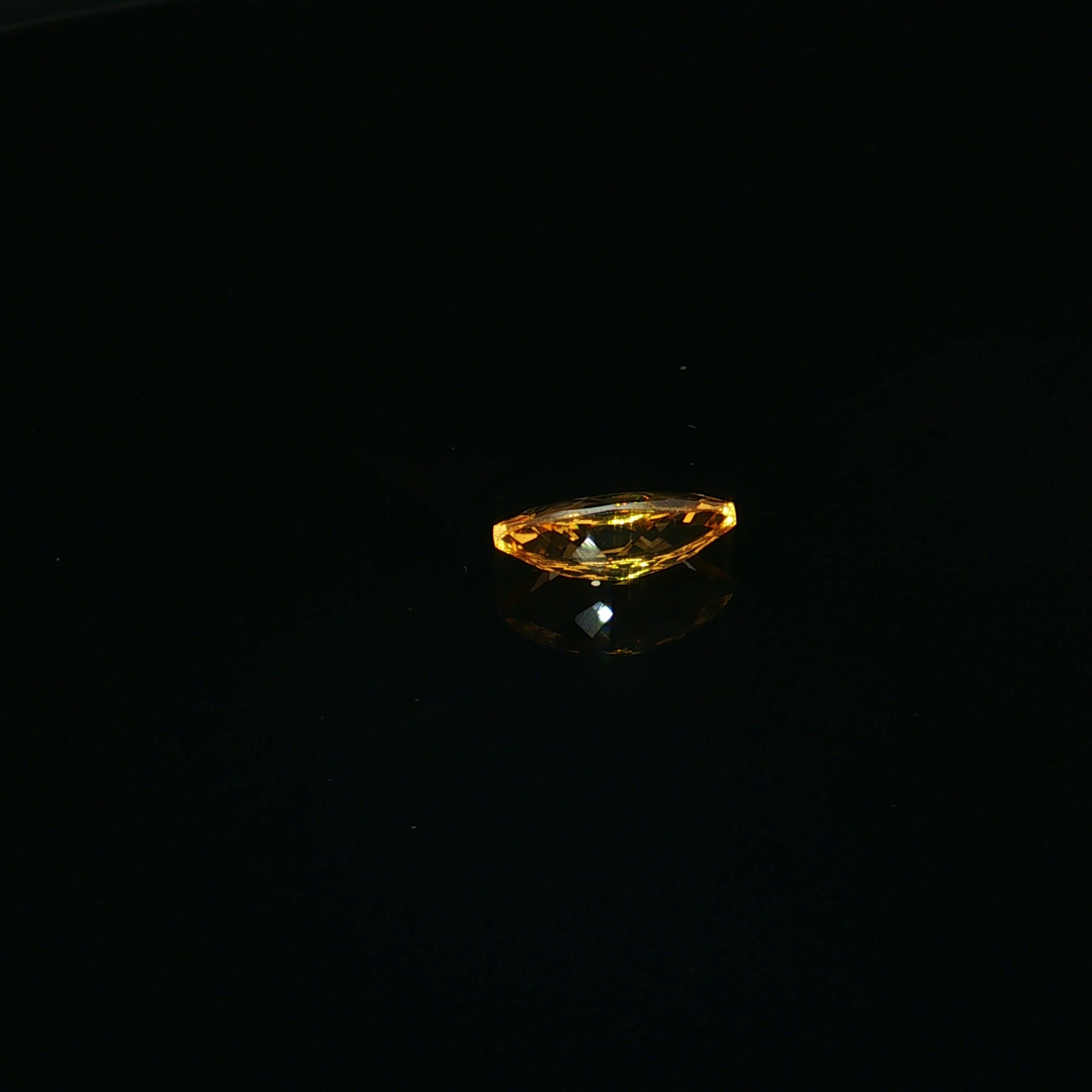 Marquise-Cut Golden Citrine, 1.5 ct — view 3