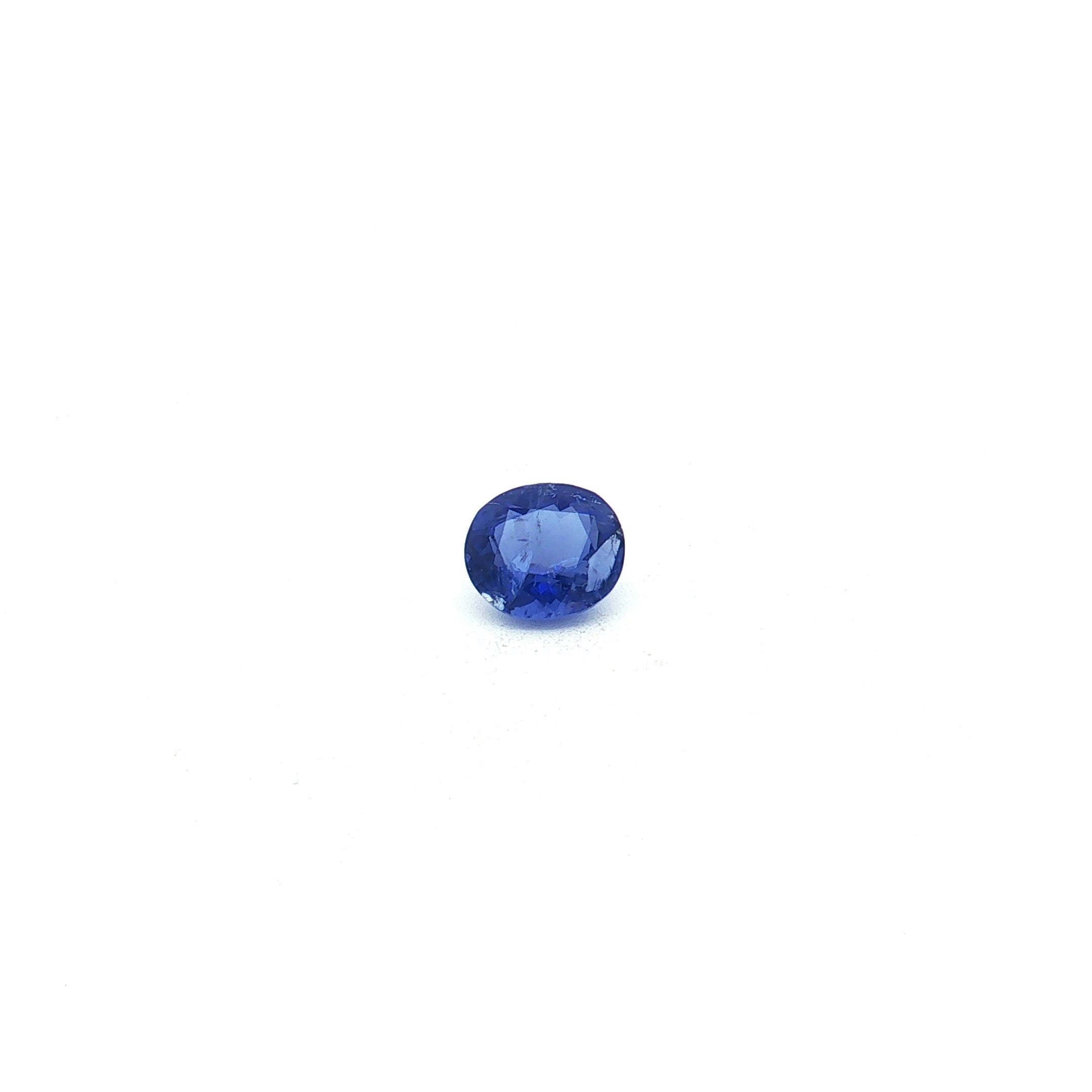 Vivid Blue Sodalite, 1.48 ct, Oval · Brilliant / Fancy