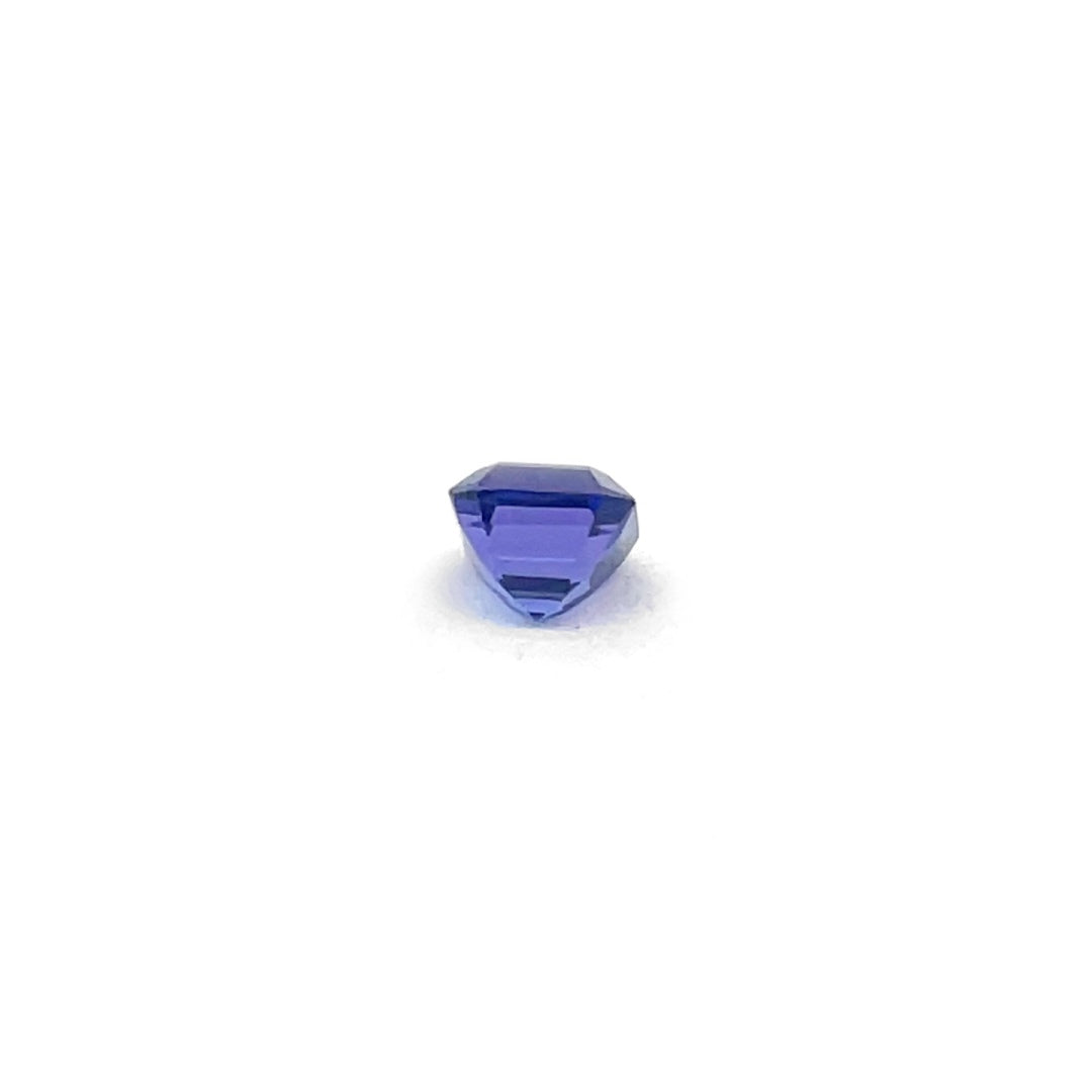 Vivid Blue Tanzanite · 2.67 ct