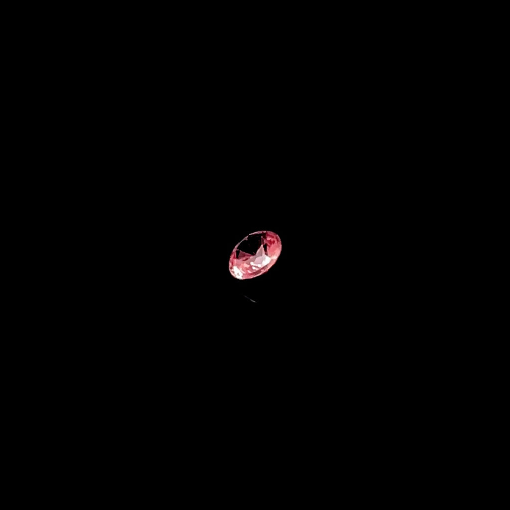 Orangy Pink Padparadscha · 0.72 ct