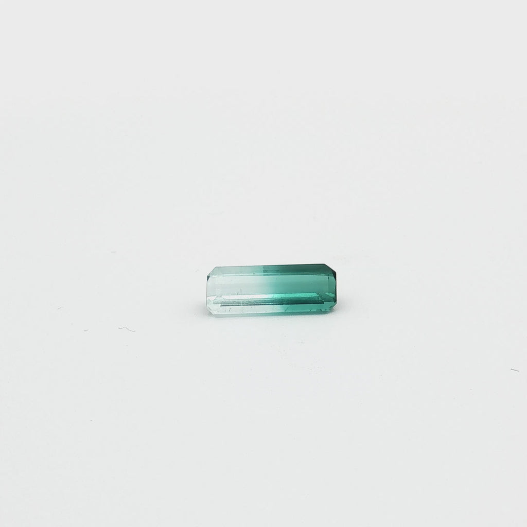 UN-0093 360