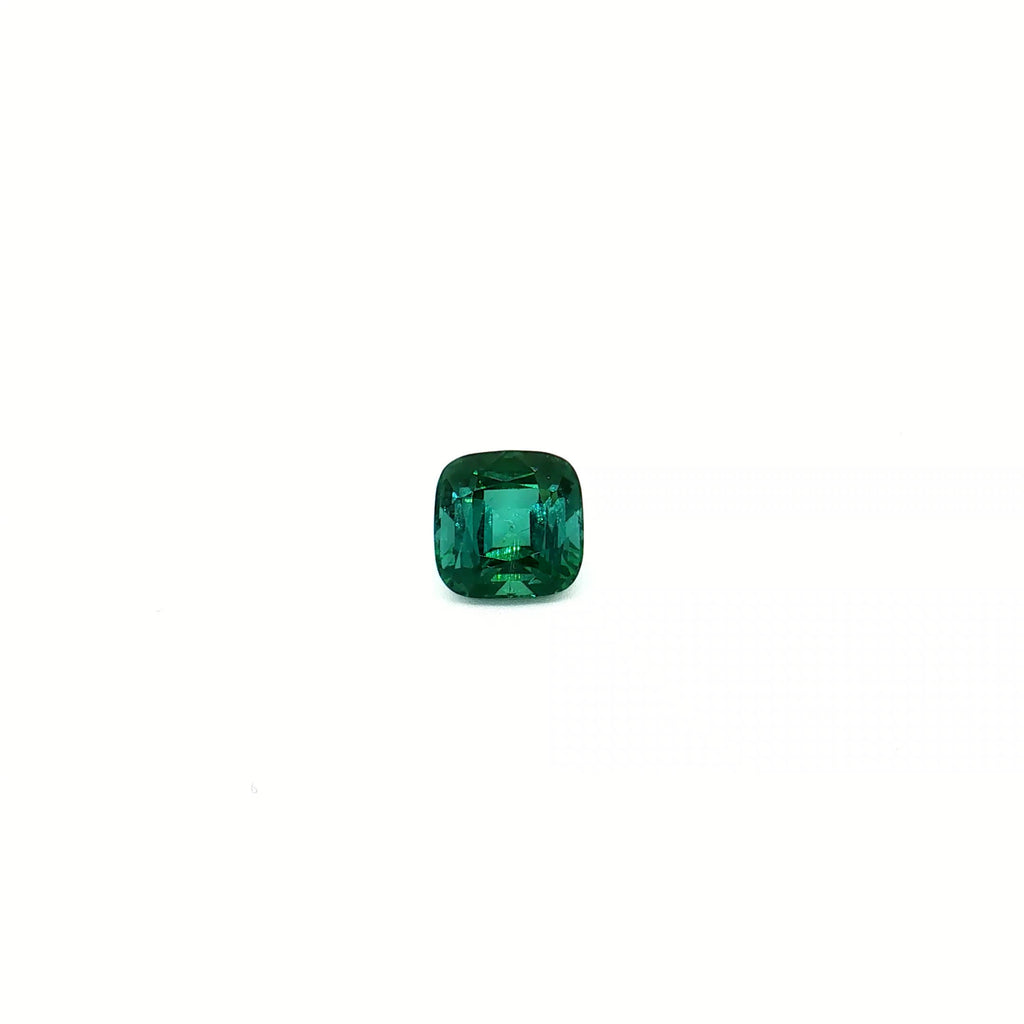 UN-0106 360