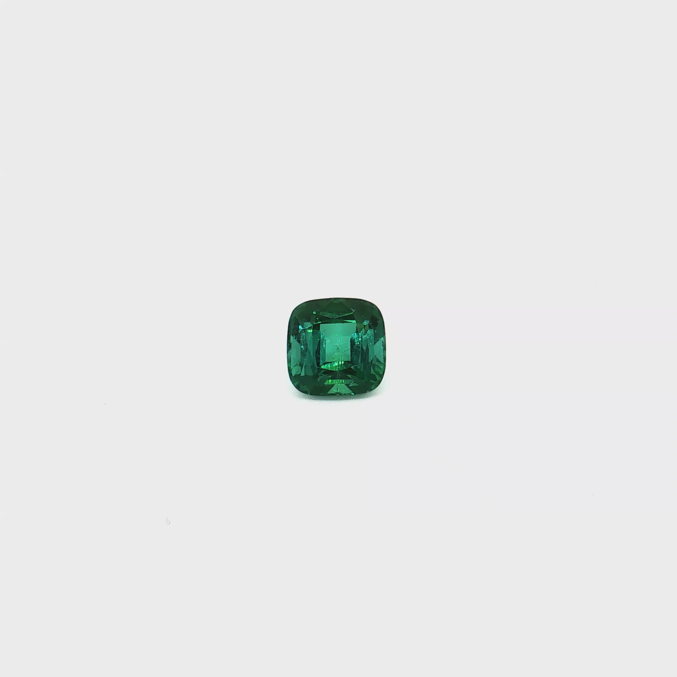 UN-0106 360