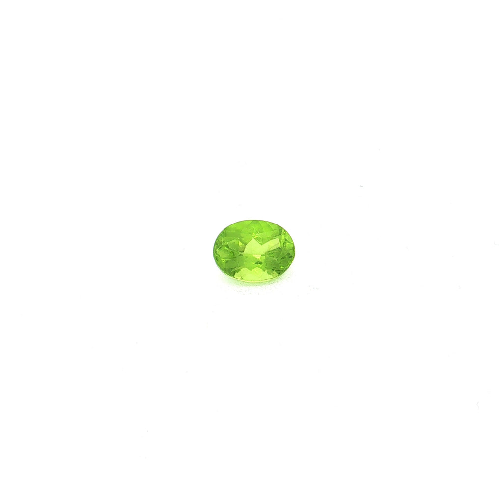 Oval Yellowish Green Peridot UN-0308 — 360° video