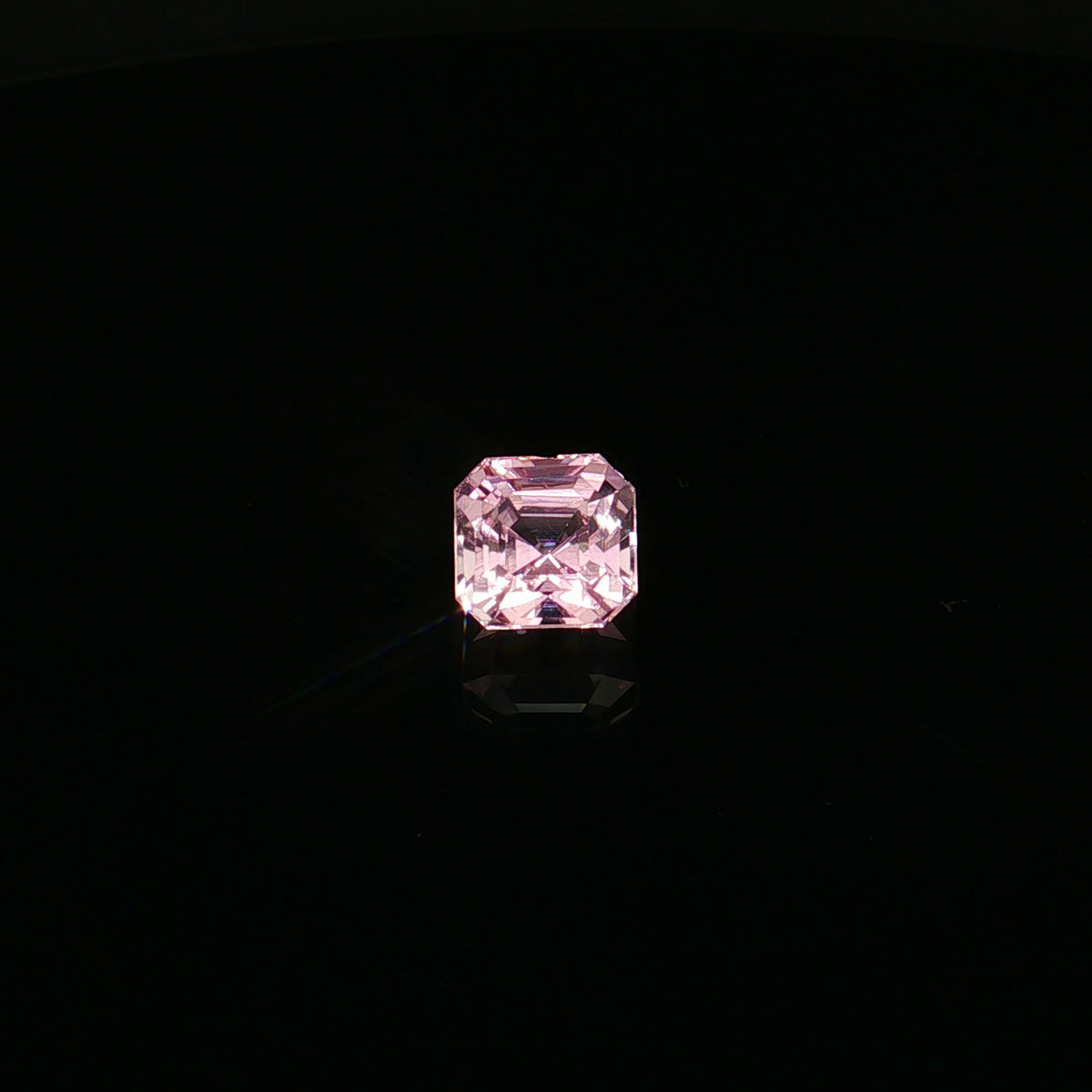 Pink Imperial Topaz, 4.94 ct — video