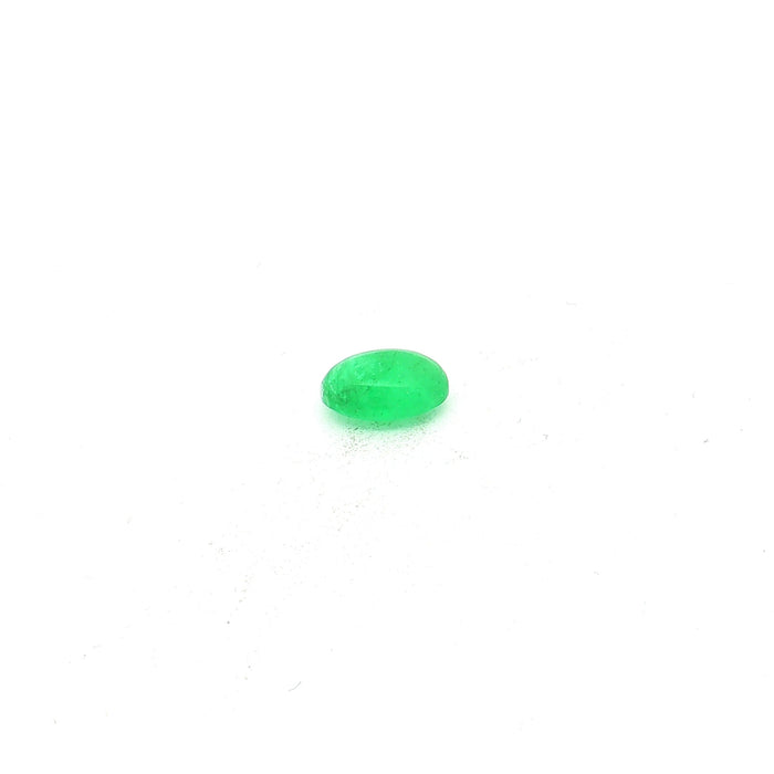 Emerald Cabochon · 2.18 ct